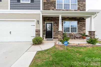 8022 Rowling Drive, Charlotte, NC 28215 - Photo 3