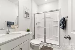 8022 Rowling Dr, Charlotte, NC 28215 - Photo 17