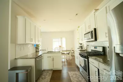 8022 Rowling Drive, Charlotte, NC 28215 - Photo 9