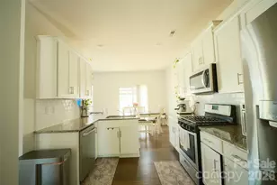 8022 Rowling Dr, Charlotte, NC 28215 - Photo 9