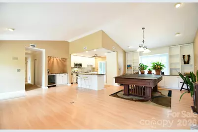 7904 Saddleview Court, Charlotte, NC 28215 - Photo 5