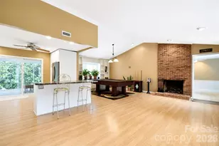 7904 Saddleview Ct, Charlotte, NC 28215 - Photo 3
