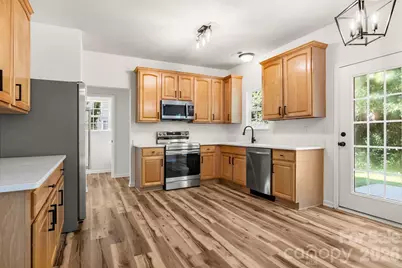 12519 Wandering Brook Drive, Charlotte, NC 28273 - Photo 5
