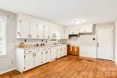 2130 23rd Street Place NE, Hickory, NC 28601 - Photo 11