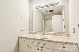 2130 23rd St Pl NE, Hickory, NC 28601 - Photo 15