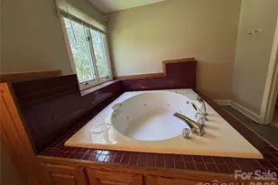 7825 Plott Rd, Charlotte, NC 28215 - Photo 27