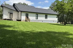 7825 Plott Rd, Charlotte, NC 28215 - Photo 29