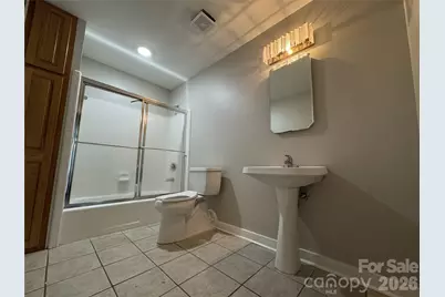 7825 Plott Road, Charlotte, NC 28215 - Photo 17