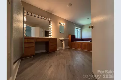 7825 Plott Road, Charlotte, NC 28215 - Photo 25
