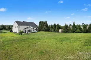 4396 Foxfield Ct, Harrisburg, NC 28075 - Photo 9