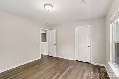 8120 Nikki Cole Drive, Charlotte, NC 28215 - Photo 23
