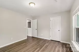 8120 Nikki Cole Dr, Charlotte, NC 28215 - Photo 23