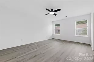 5531 Harris Cove Dr, Charlotte, NC 28269 - Photo 11
