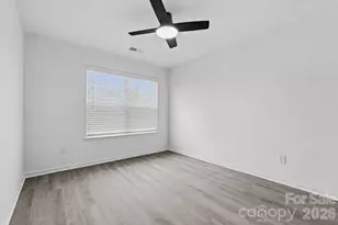 5531 Harris Cove Dr, Charlotte, NC 28269 - Photo 21