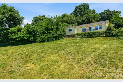 412 W Davidson Avenue, Gastonia, NC 28052 - Photo 5