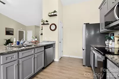 1120 Culver Spring Way, Charlotte, NC 28215 - Photo 13