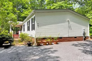 315 Oakstone Dr, Waynesville, NC 28785 - Photo 3