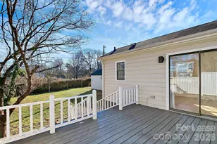 2019 Highland St, Charlotte, NC 28208 - Photo 35