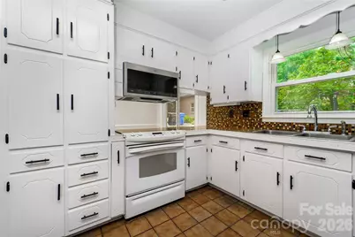 1025 S Magnolia Street, Mooresville, NC 28115 - Photo 9