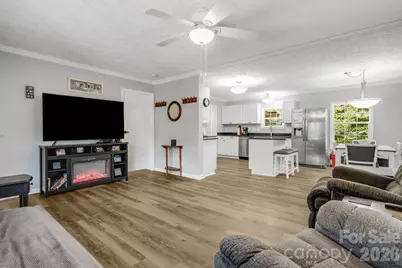 112 Reeves Road, Leicester, NC 28748 - Photo 5