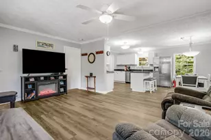 112 Reeves Rd, Leicester, NC 28748 - Photo 5
