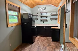 32 Mayfair Dr, Candler, NC 28715 - Photo 43
