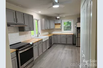 32 Mayfair Drive, Candler, NC 28715 - Photo 9