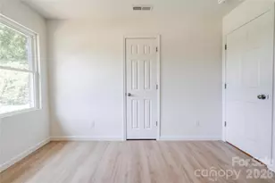 2994 Lutz Blvd, Newton, NC 28658 - Photo 15