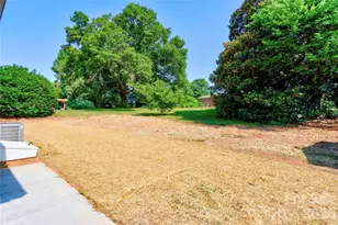 2994 Lutz Blvd, Newton, NC 28658 - Photo 29