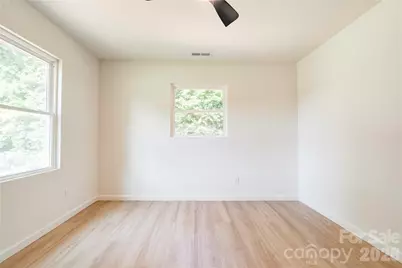 2994 Lutz Boulevard, Newton, NC 28658 - Photo 17