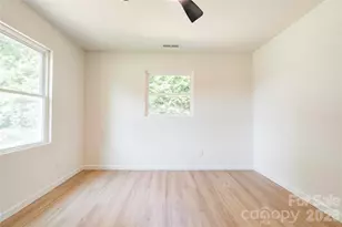 2994 Lutz Blvd, Newton, NC 28658 - Photo 17