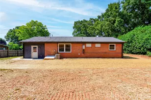 2994 Lutz Blvd, Newton, NC 28658 - Photo 33
