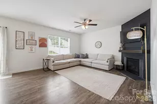 7004 Branch Fork Rd, Charlotte, NC 28215 - Photo 15