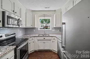107 Watson St, Belmont, NC 28012 - Photo 9