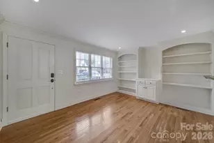 2715 Springway Dr, Charlotte, NC 28205 - Photo 3