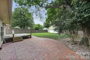 2715 Springway Dr, Charlotte, NC 28205 - Photo 19