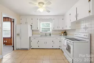2032 Eastway Dr, Charlotte, NC 28205 - Photo 7