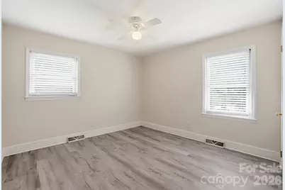 2032 Eastway Drive, Charlotte, NC 28205 - Photo 11