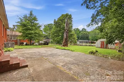 2032 Eastway Drive, Charlotte, NC 28205 - Photo 23