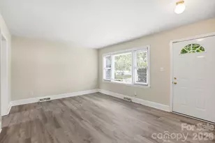 2032 Eastway Dr, Charlotte, NC 28205 - Photo 3