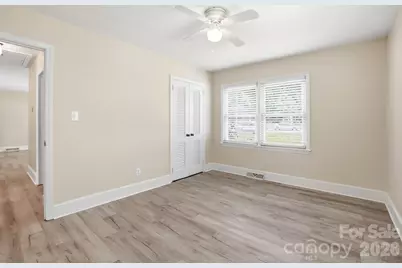 2032 Eastway Drive, Charlotte, NC 28205 - Photo 15