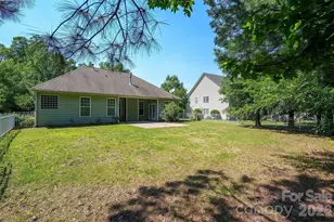 4628 Bonroi Ave, Charlotte, NC 28213 - Photo 21