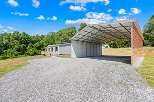 4051 10th Ave Dr SW, Hickory, NC 28602 - Photo 9