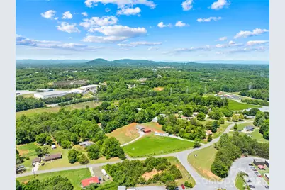 4051 10th Avenue Drive SW, Hickory, NC 28602 - Photo 35