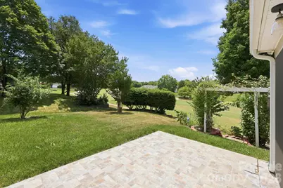 1854 Briarcrest Drive NW, Charlotte, NC 28269 - Photo 39