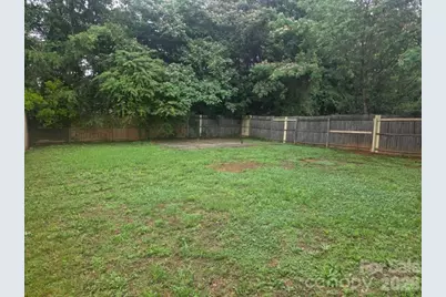 821 Lakehill Road, Charlotte, NC 28214 - Photo 15