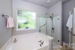 6103 Breckfield Ct, Charlotte, NC 28278 - Photo 19