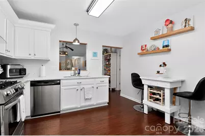5422 Harris Cove Drive, Charlotte, NC 28269 - Photo 13
