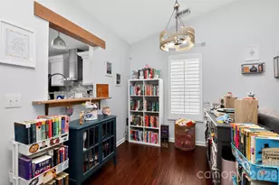5422 Harris Cove Dr, Charlotte, NC 28269 - Photo 7