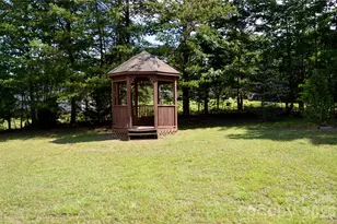 848 Deer Park Rd, Nebo, NC 28761 - Photo 17